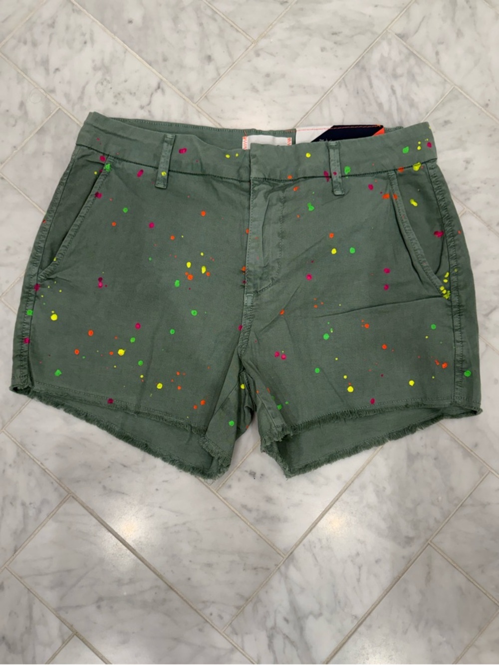 Sundry NEW Army green splatter paint Raw Hem flat front trouser Shorts size 27